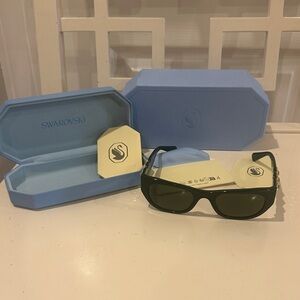 Swarovski mallard green Sunglasses with case and box